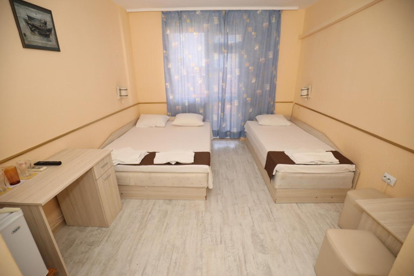 Family Hotel White House Pomorie Exterior foto